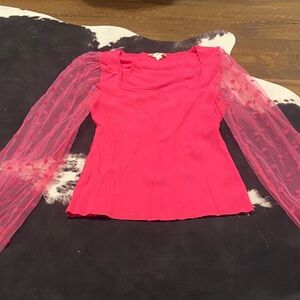 Size small pink going out top